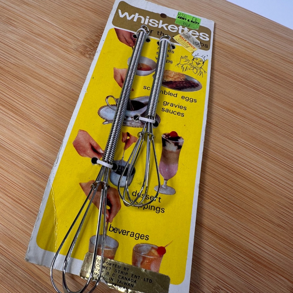 Vintage “Whiskettes” Spring Whisks  Set of 2  Original Card  Retro Kitchen